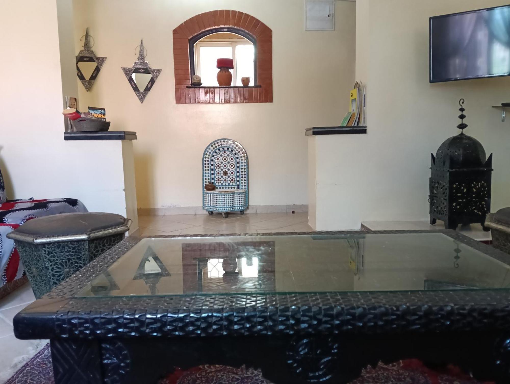 Charmant Appartement Dans Un Quartier Chic Et Calme Marrakesh Exterior foto